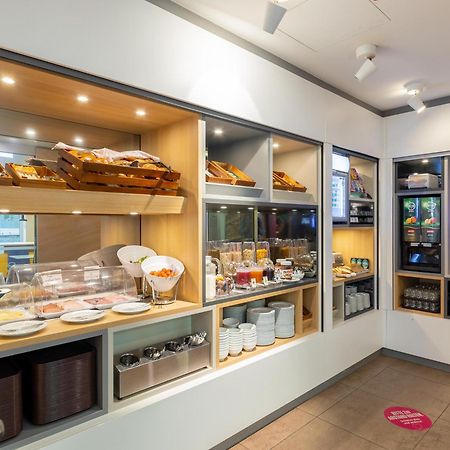 B&B Hotel Duesseldorf-City ภายนอก รูปภาพ