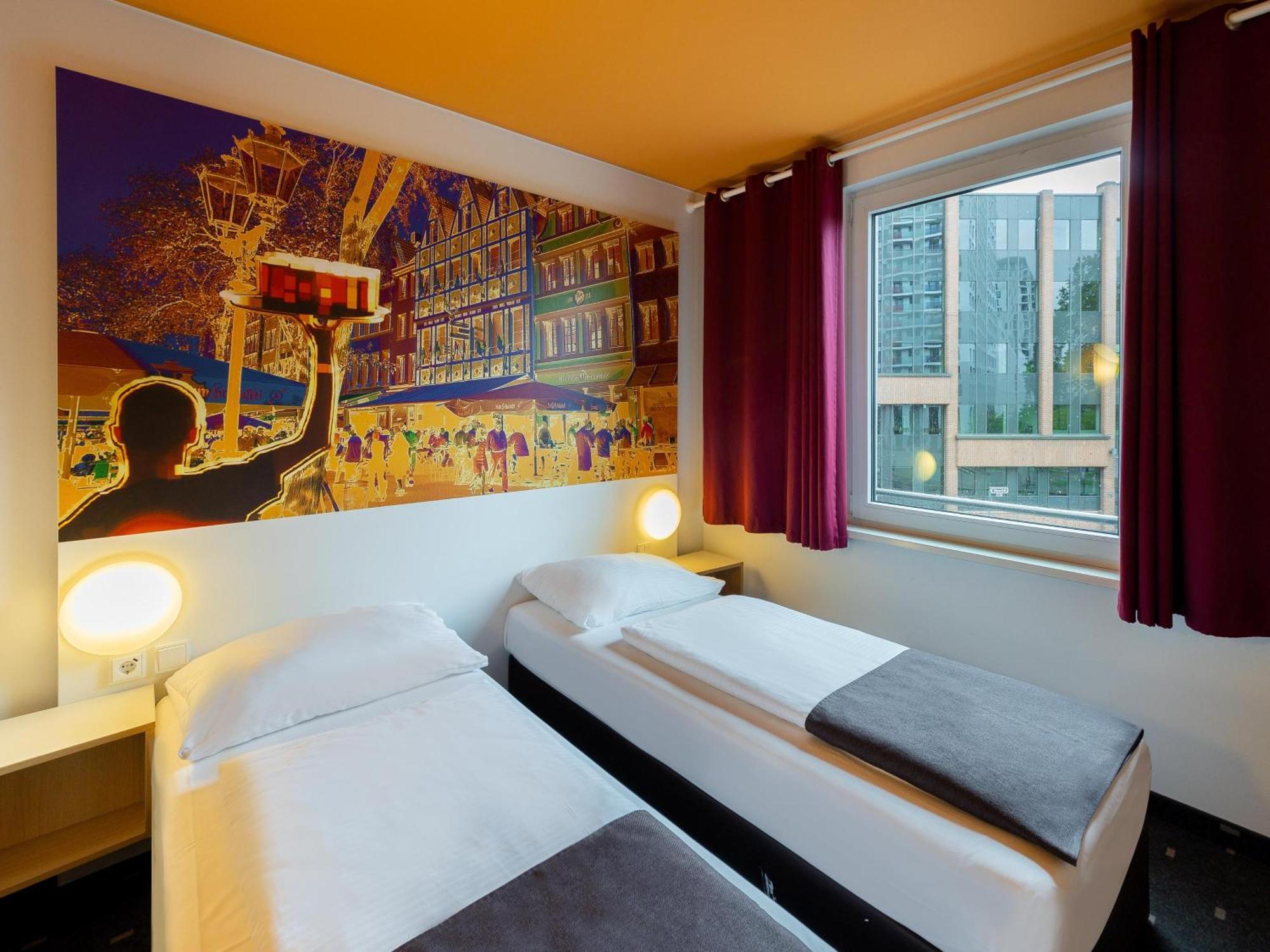 B&B Hotel Duesseldorf-City ภายนอก รูปภาพ